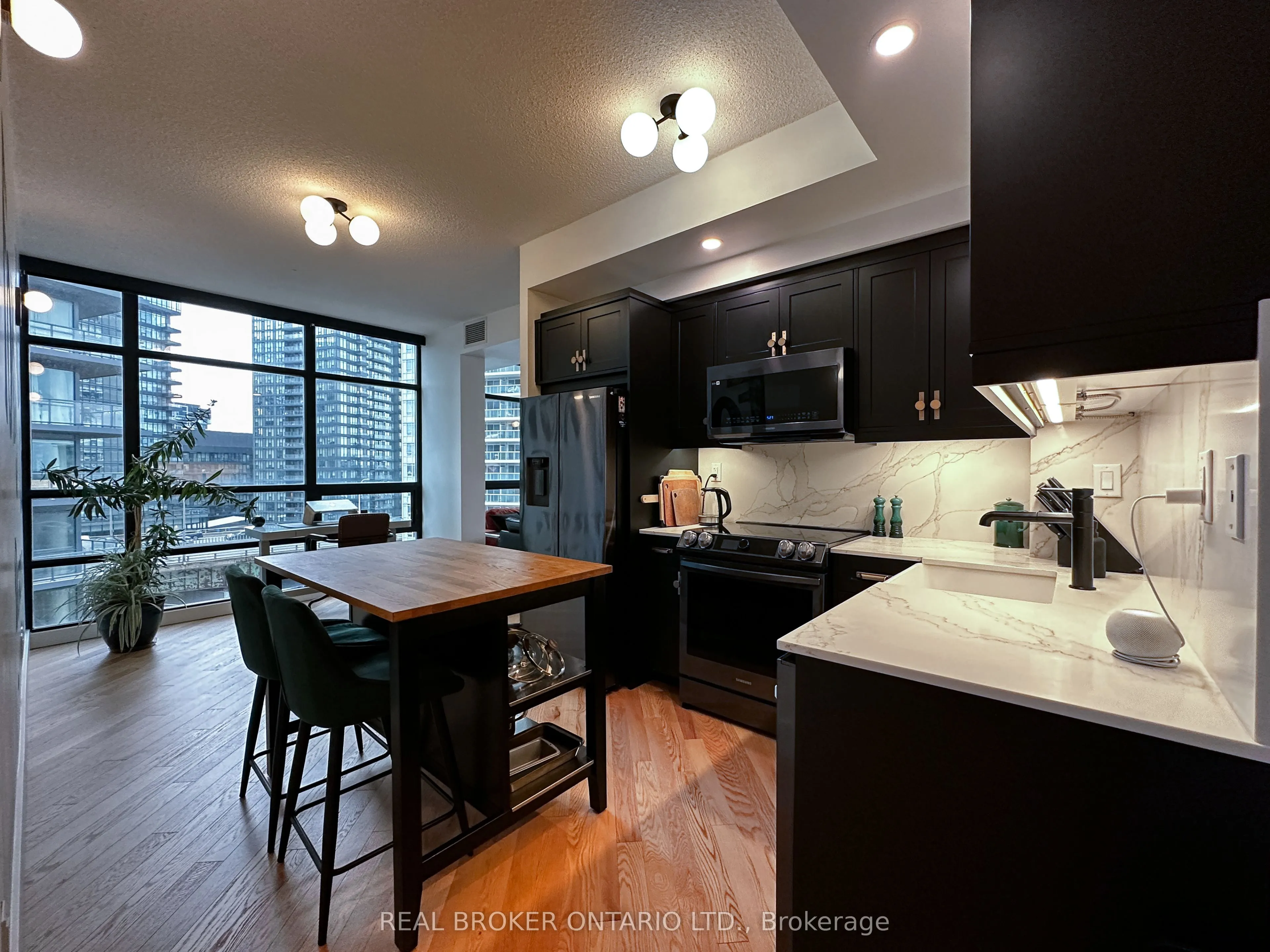 Property For Lease | C13241668