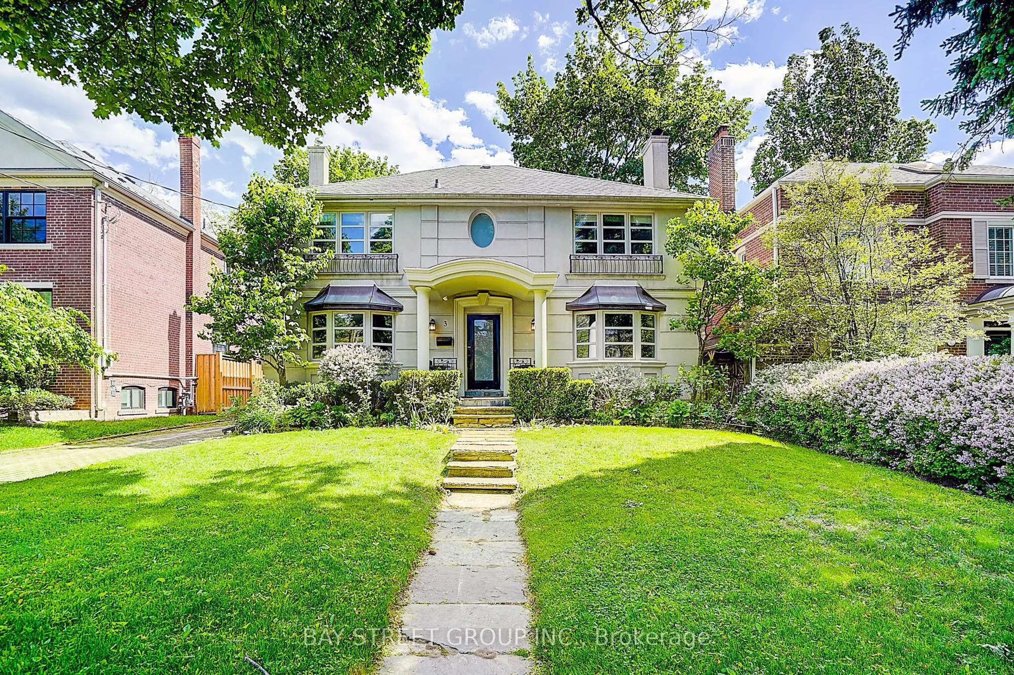 Detached Home For Sale | C13245694