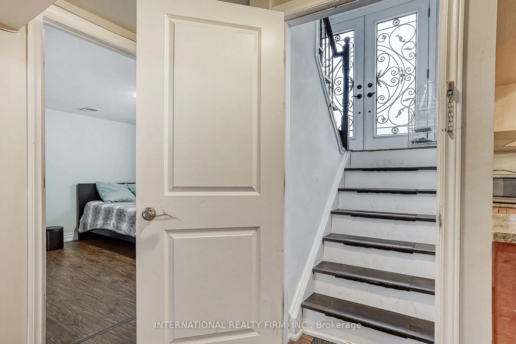 Detached Home For Lease | C13245822
