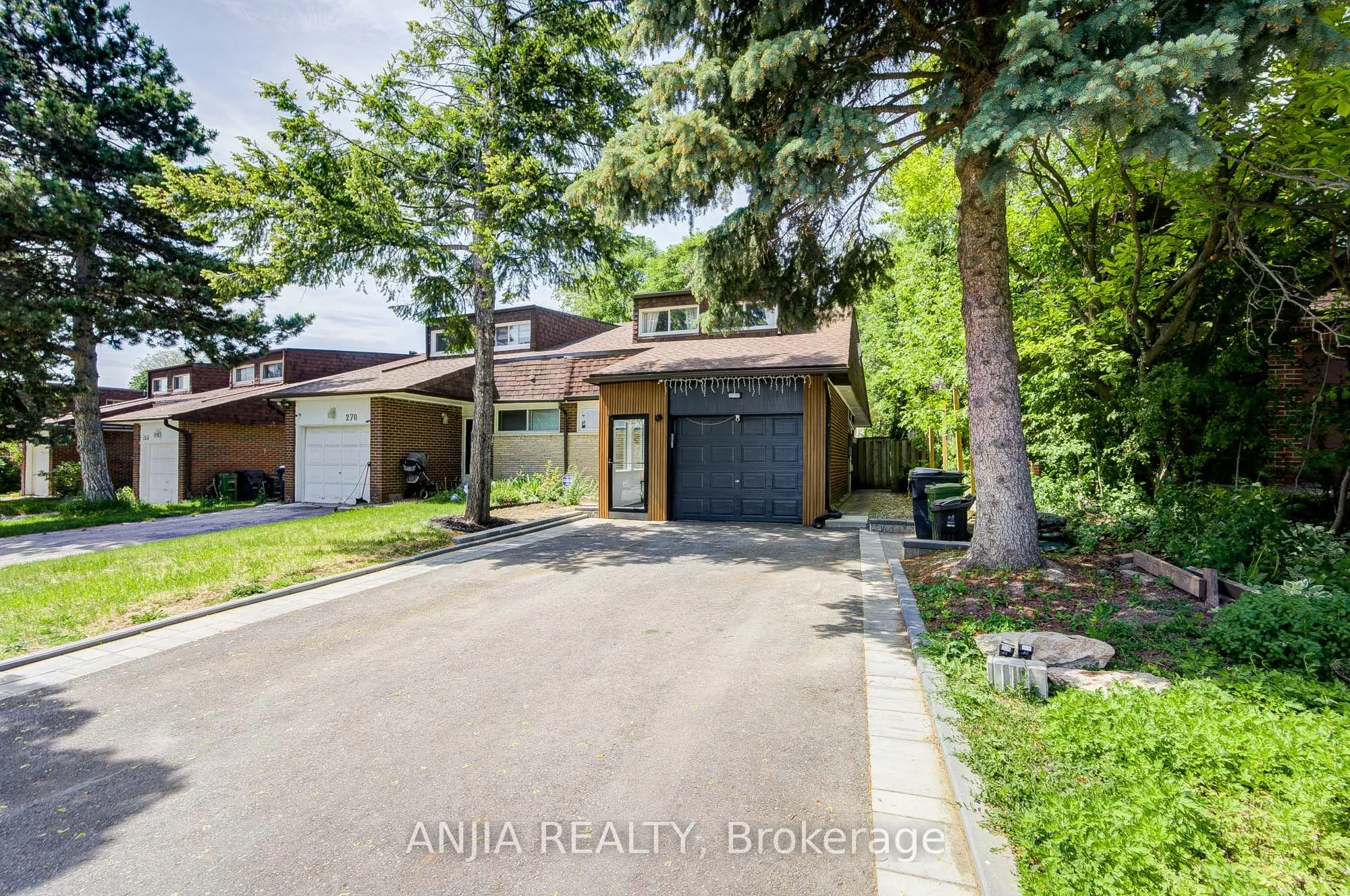 Semi-Detached Home For Sale | C13246210