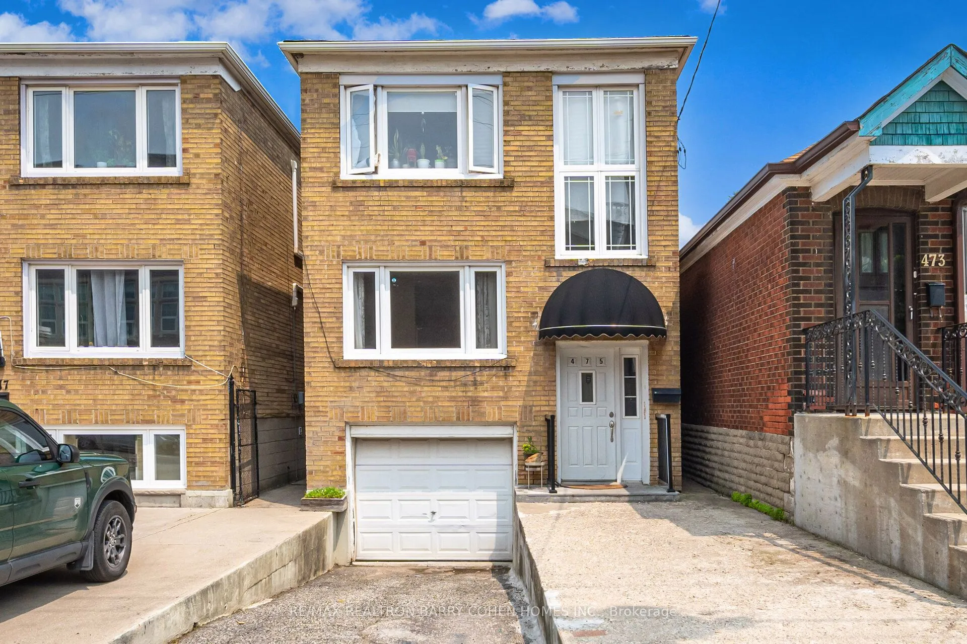 Triplex For Lease | C13247266