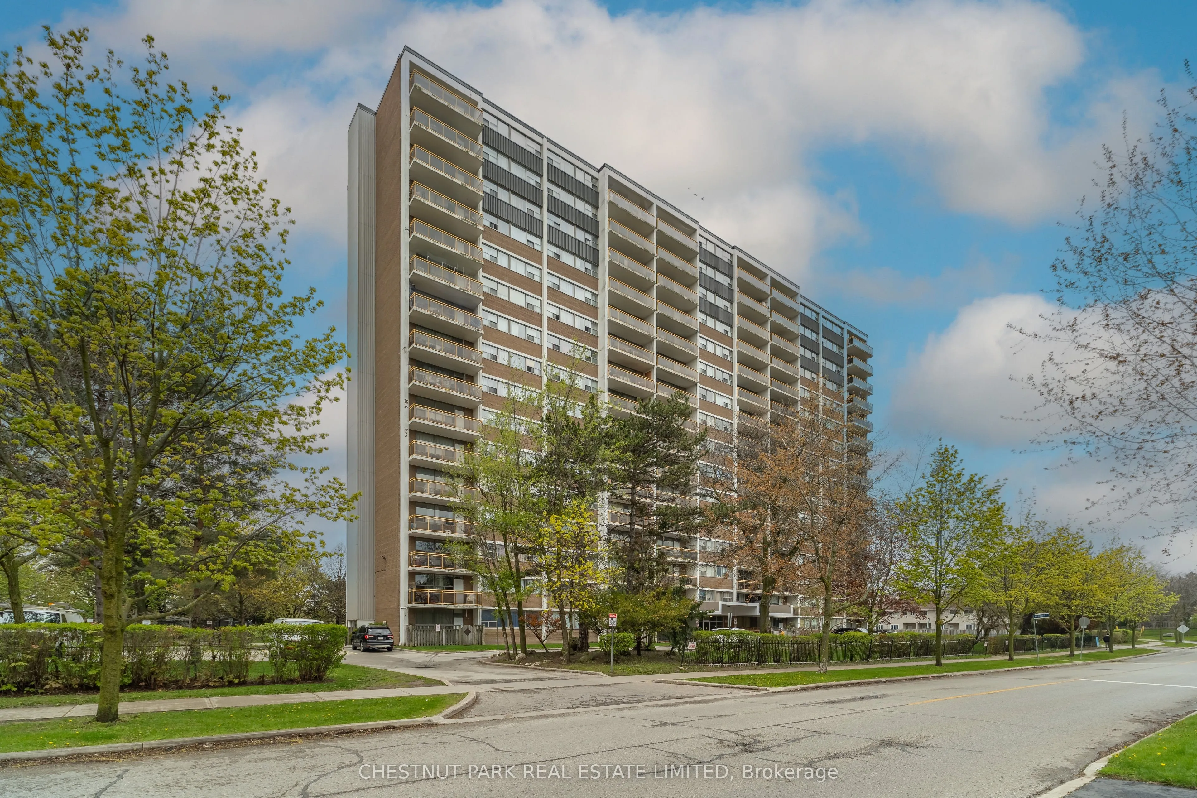 Multiplex For Lease | C13249924