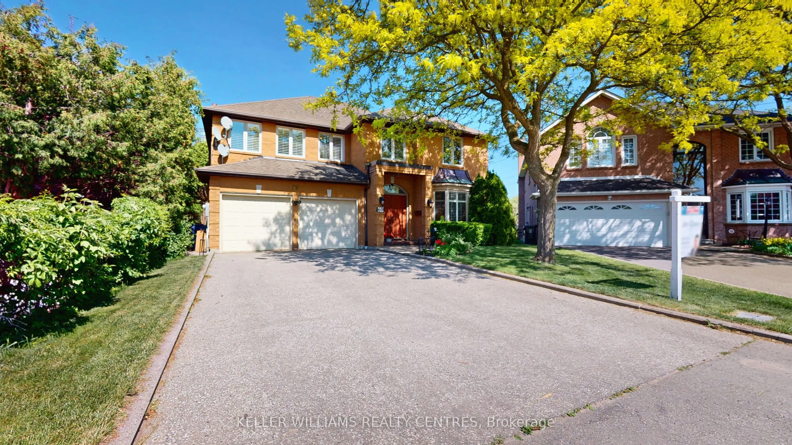 Detached Home For Sale | C13257718