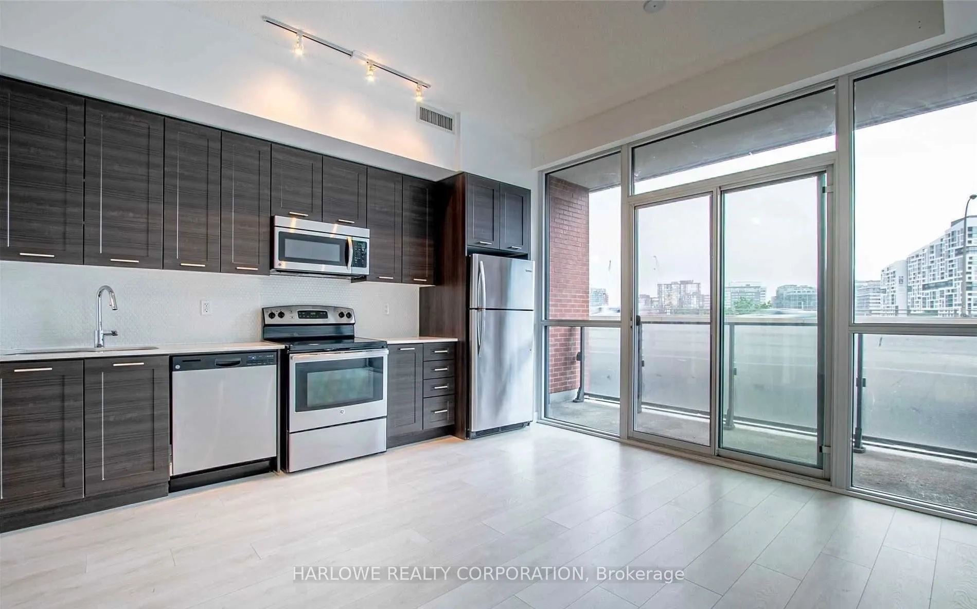 Property For Lease | C13257840