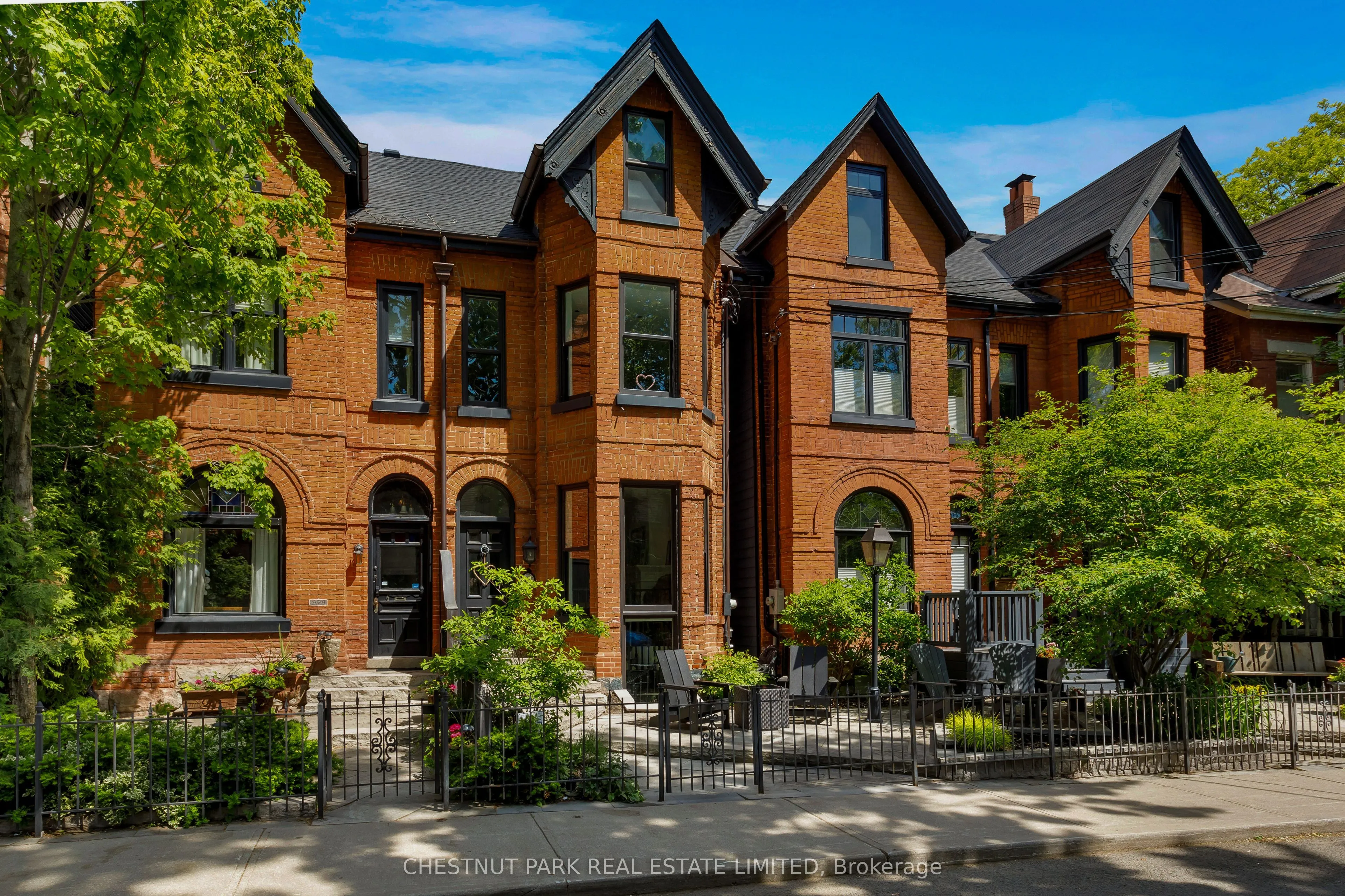 Semi-Detached Home For Sale | C13261600