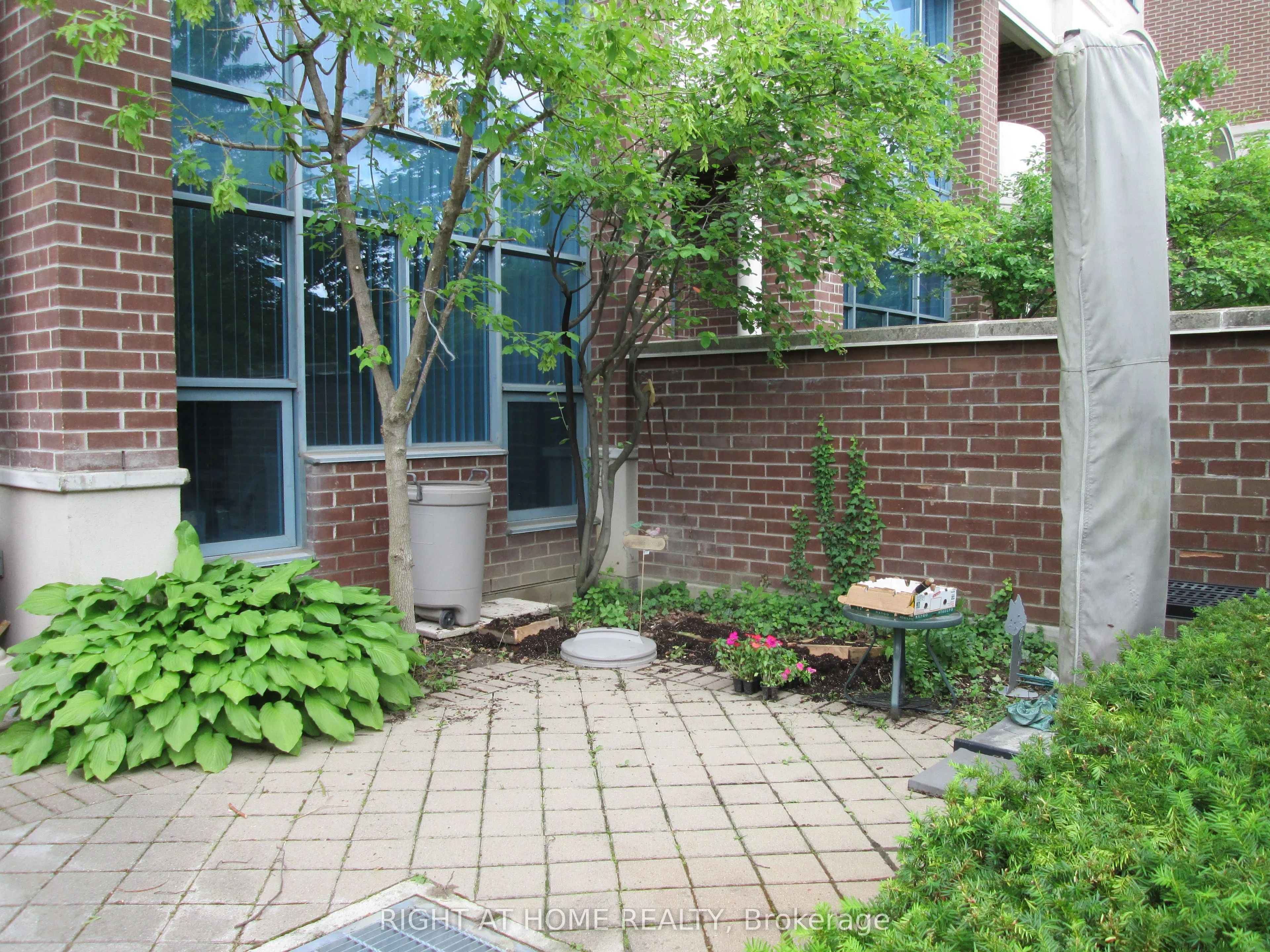 Property For Sale | C13280420