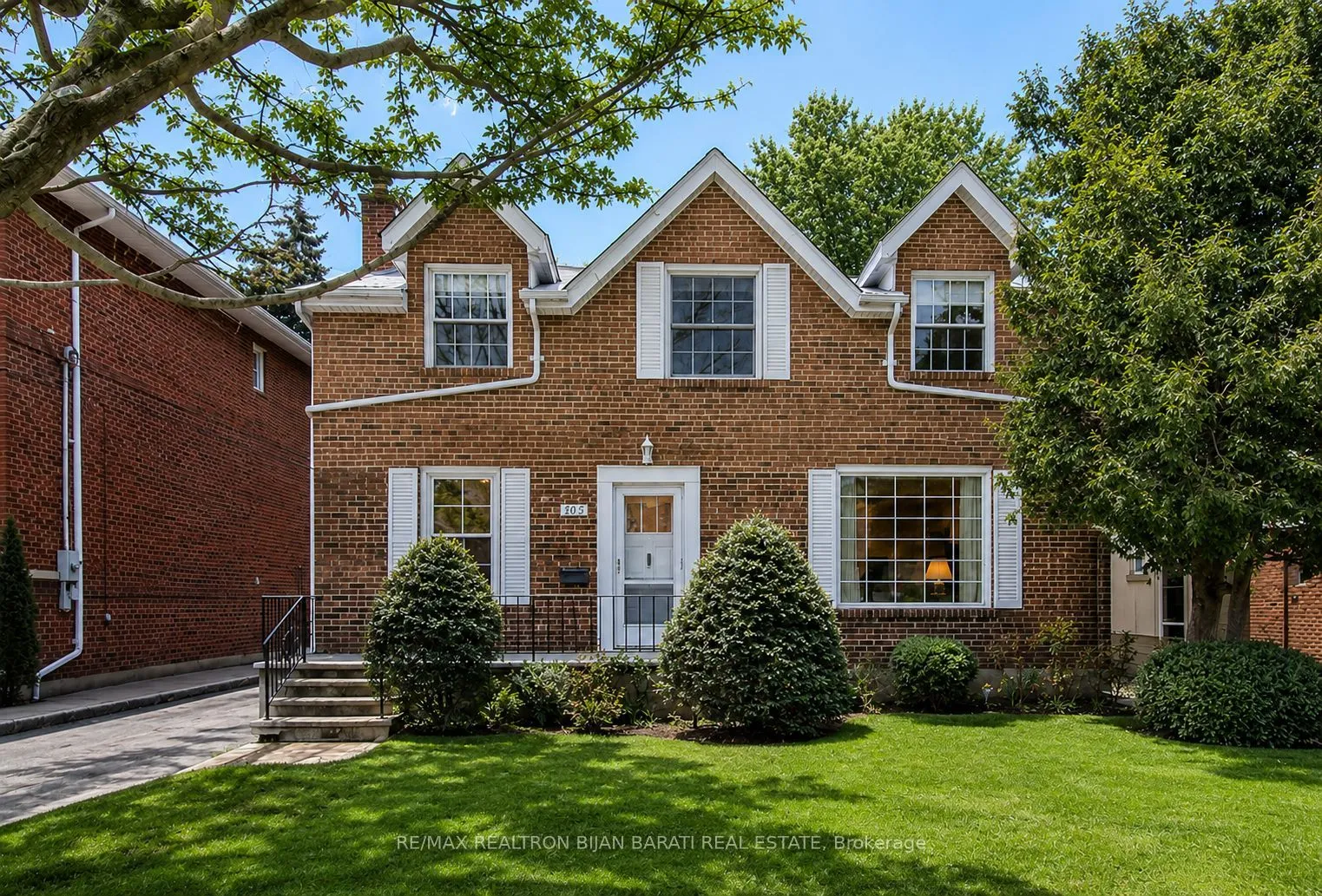 Detached Home For Sale | C13412726