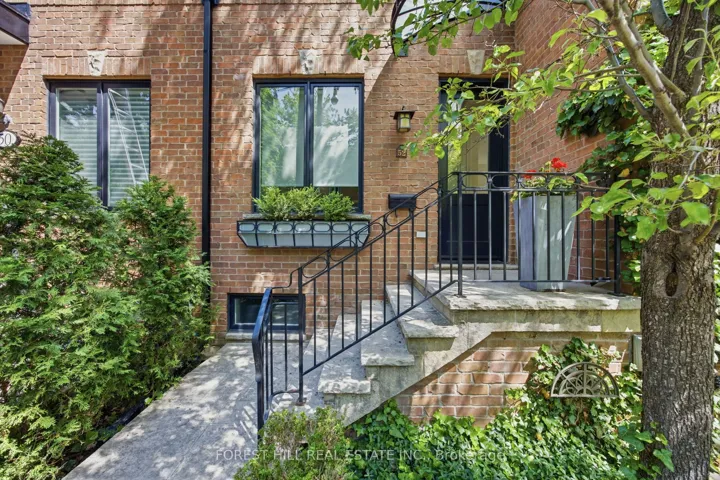 52 Shaftesbury Avenue, Toronto C09, ON M4T 1A2