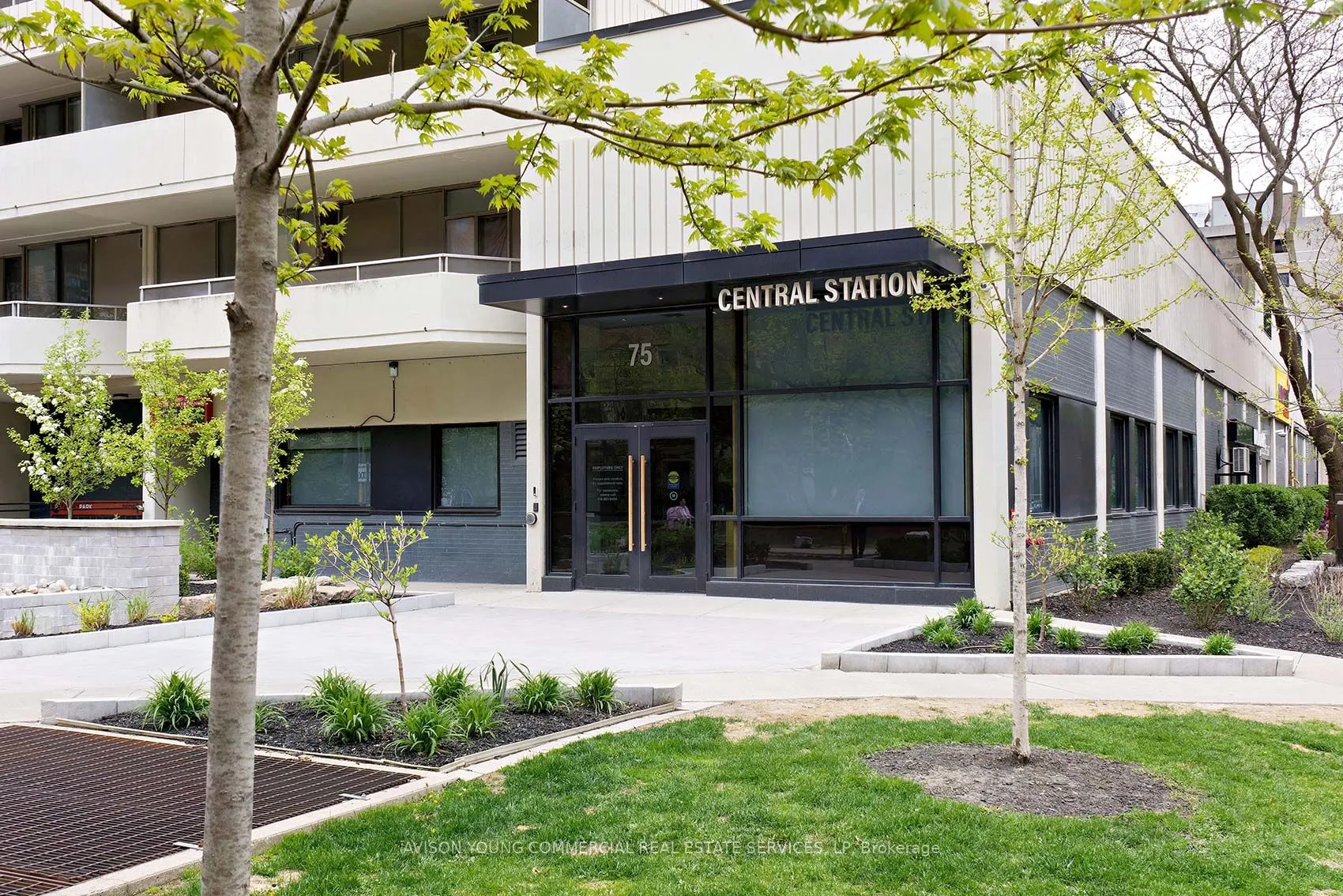 Office For Lease | C13415220