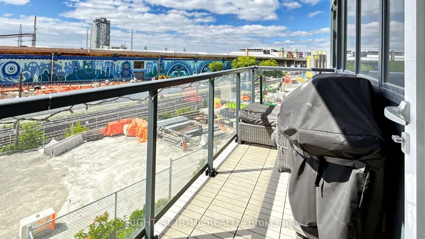 49 East Liberty Street 311, Toronto C01, ON M6K 0B2