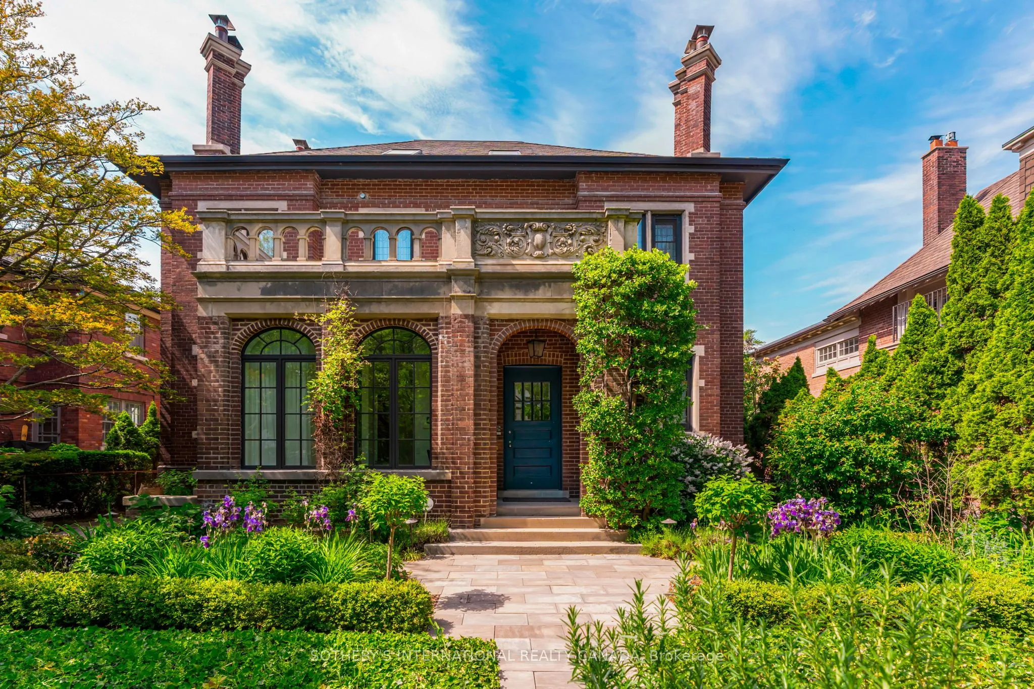 Detached Home For Sale | C13427448