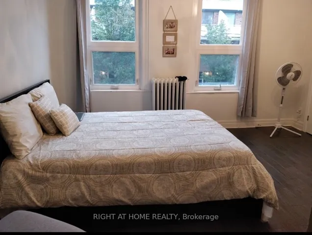 104 Bleecker Street 2, Toronto C08, ON M4X 1L8