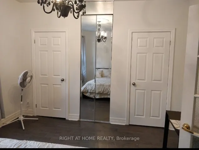 104 Bleecker Street 2, Toronto C08, ON M4X 1L8