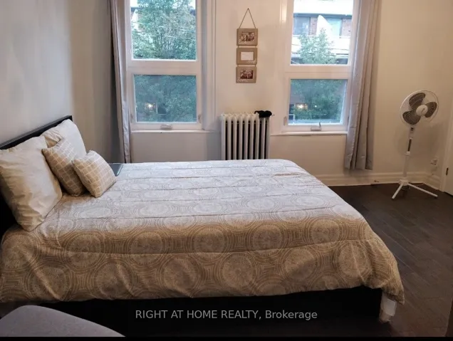 104 Bleecker Street 2, Toronto C08, ON M4X 1L8