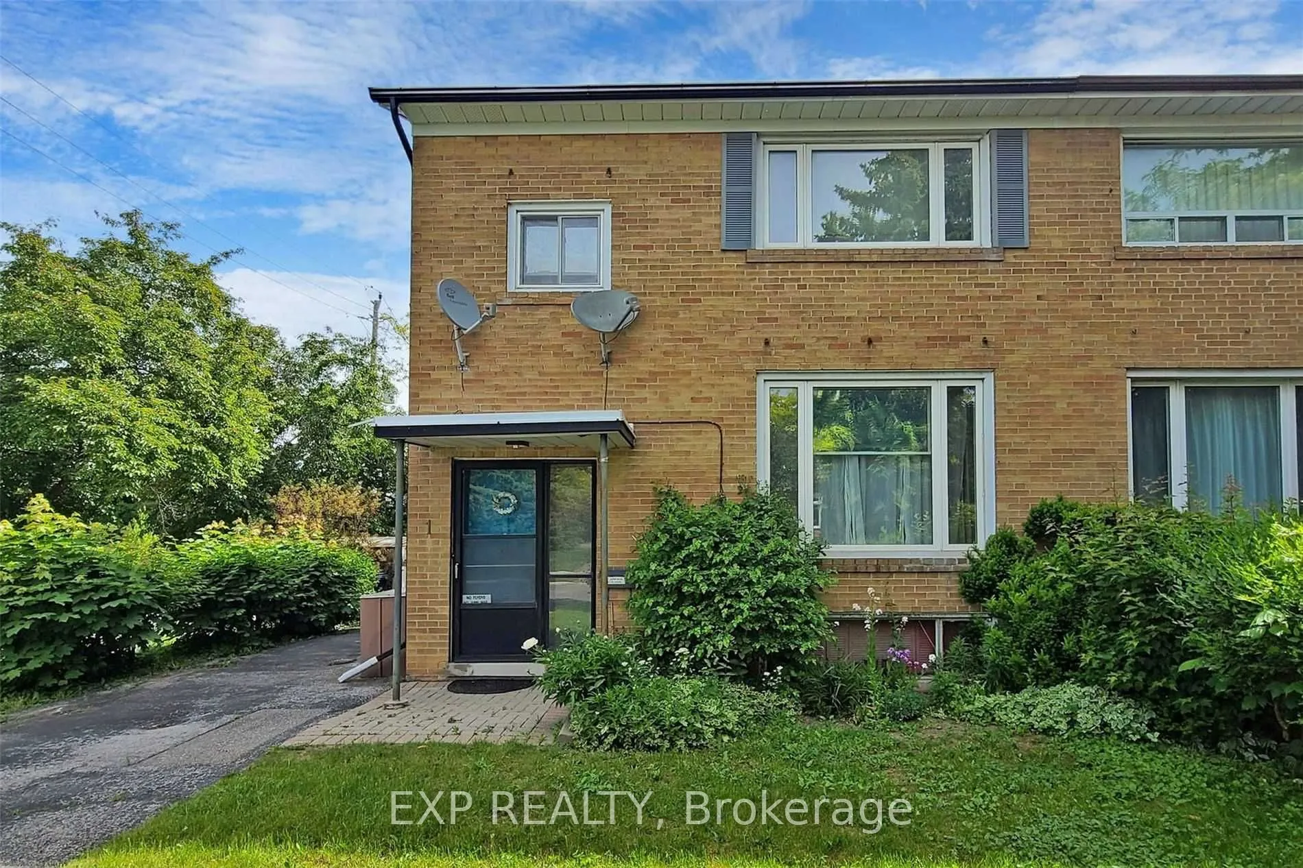 Semi-Detached Home For Lease | C13446720