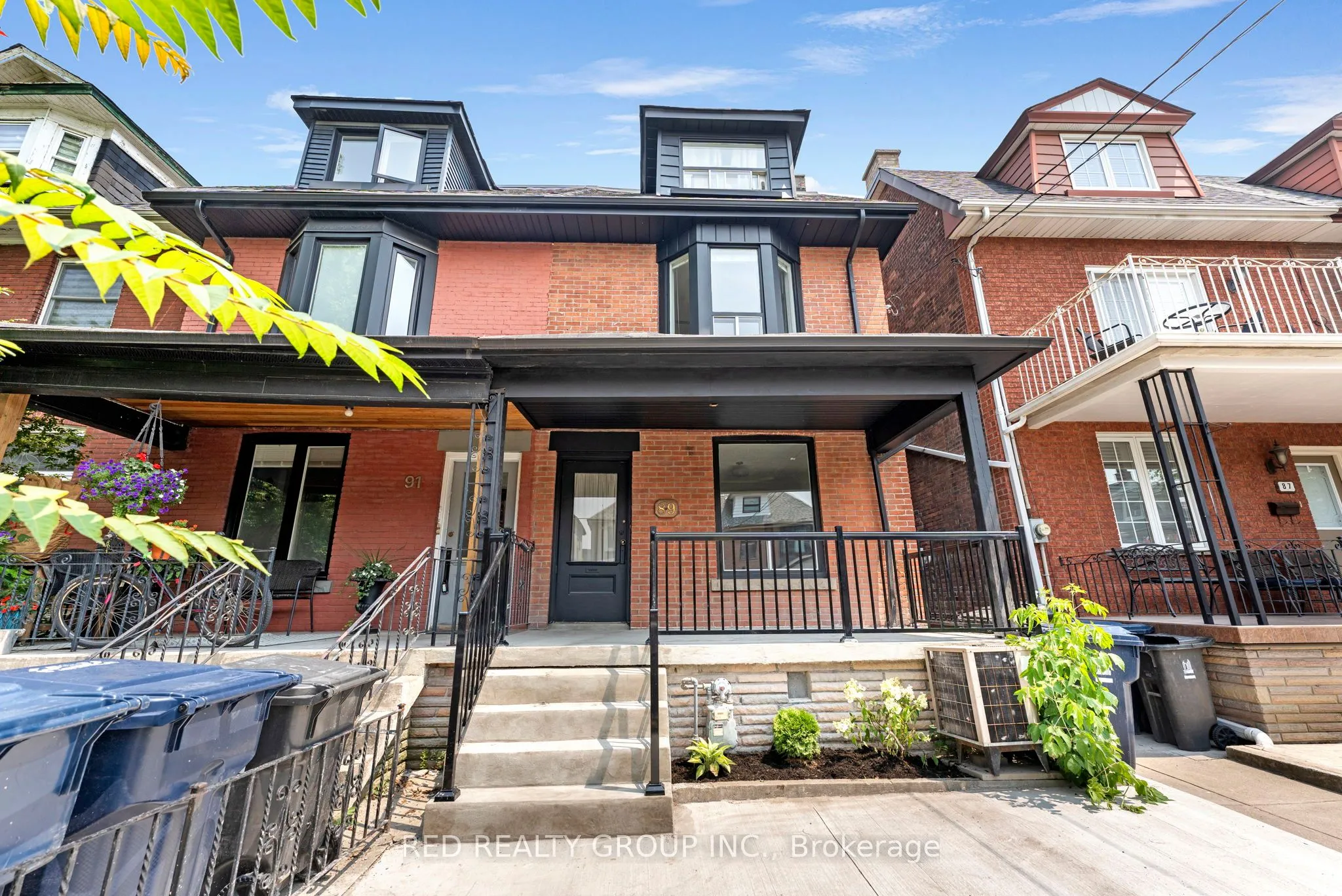 Semi-Detached Home For Sale | C13453740