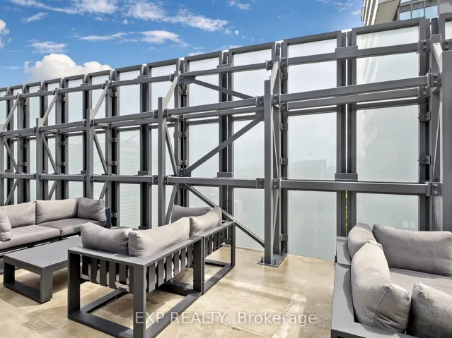 Rooftop Lounge