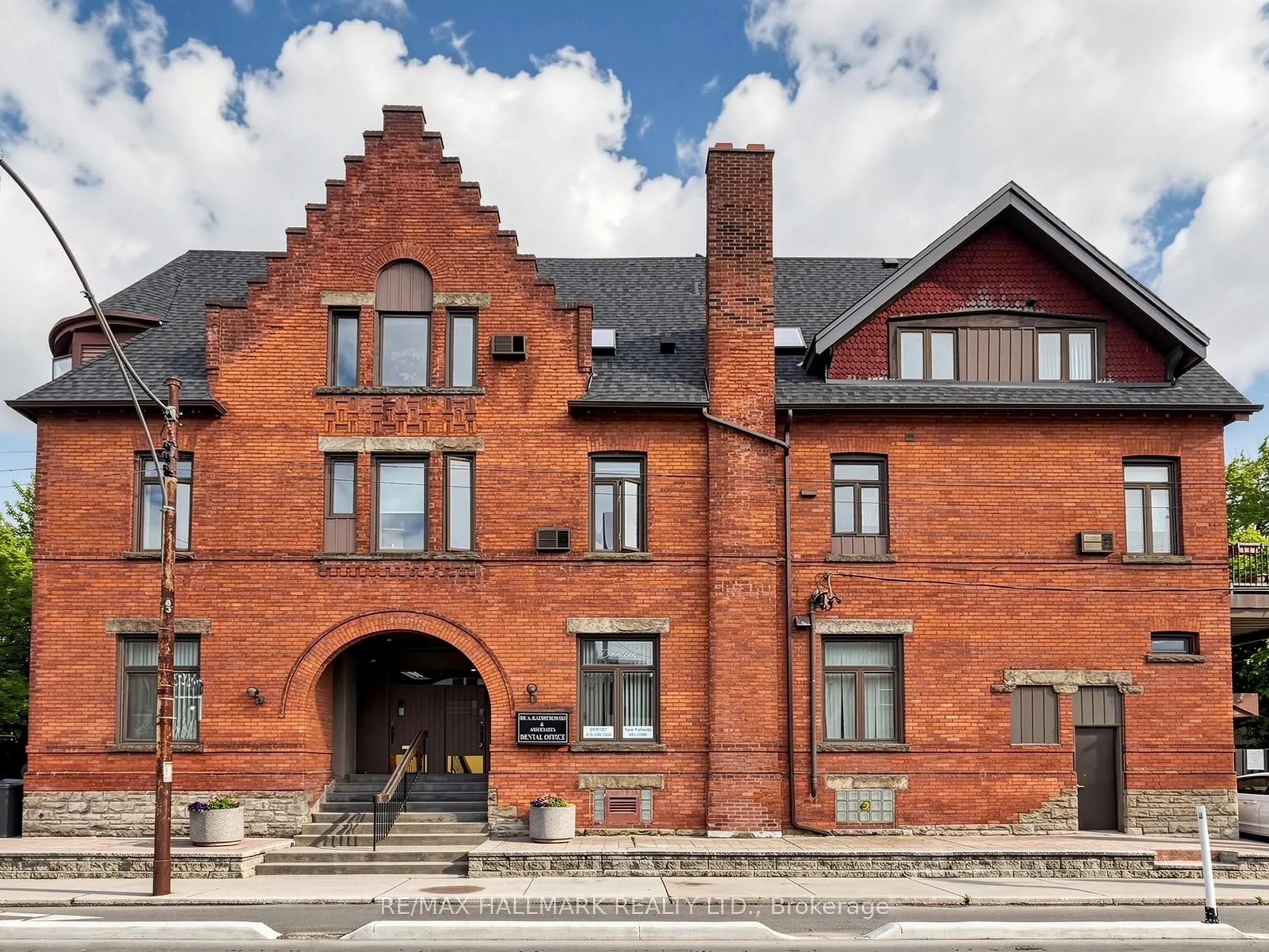Detached Home For Sale | C13479674