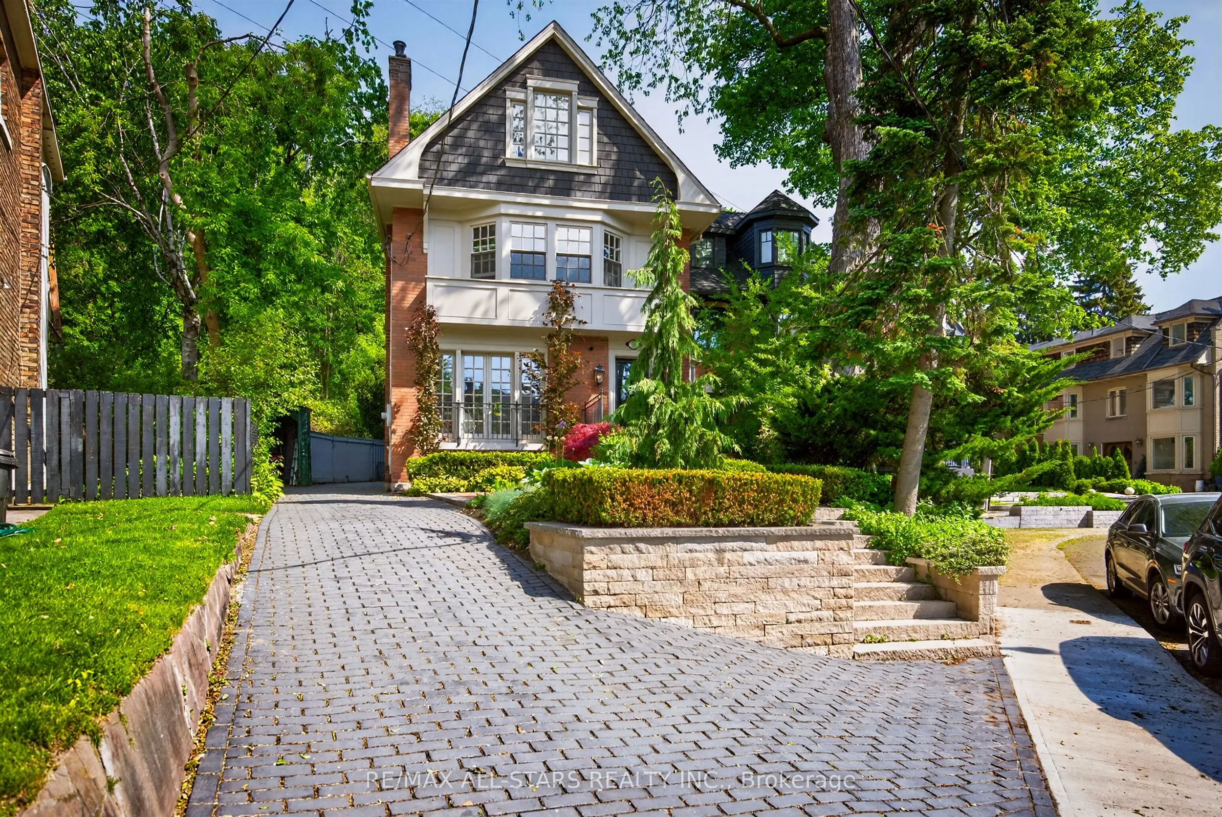 Detached Home For Sale | C13481372