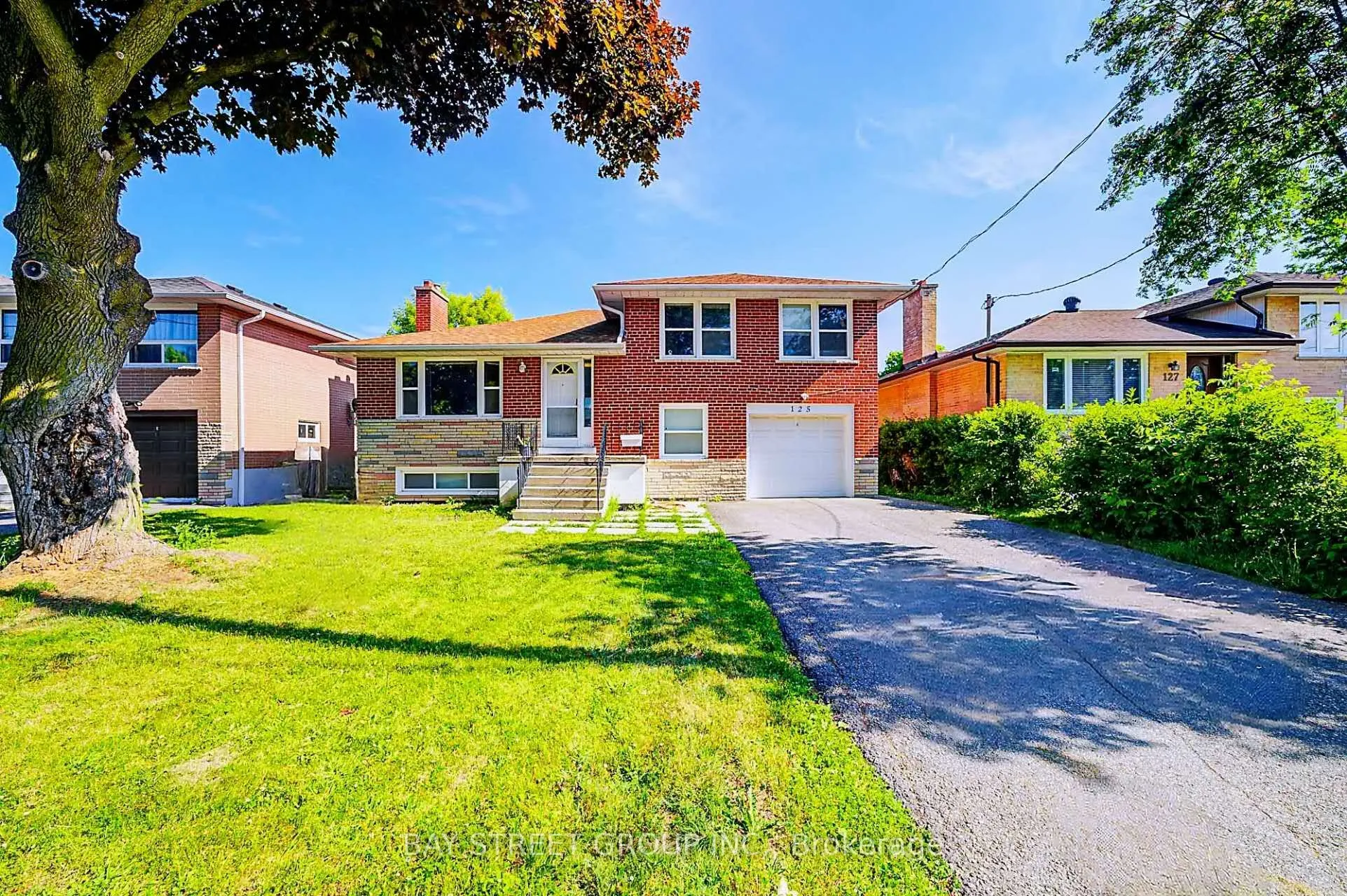 Detached Home For Sale | C13482262