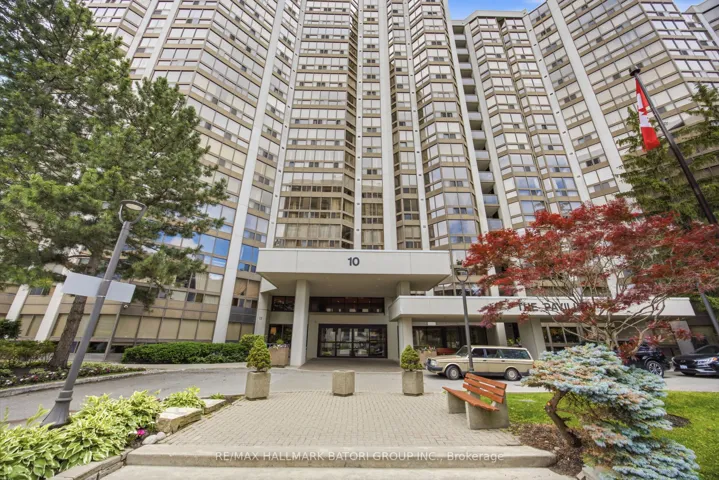 10 Kenneth Avenue, Toronto C14, ON M2N 6K6