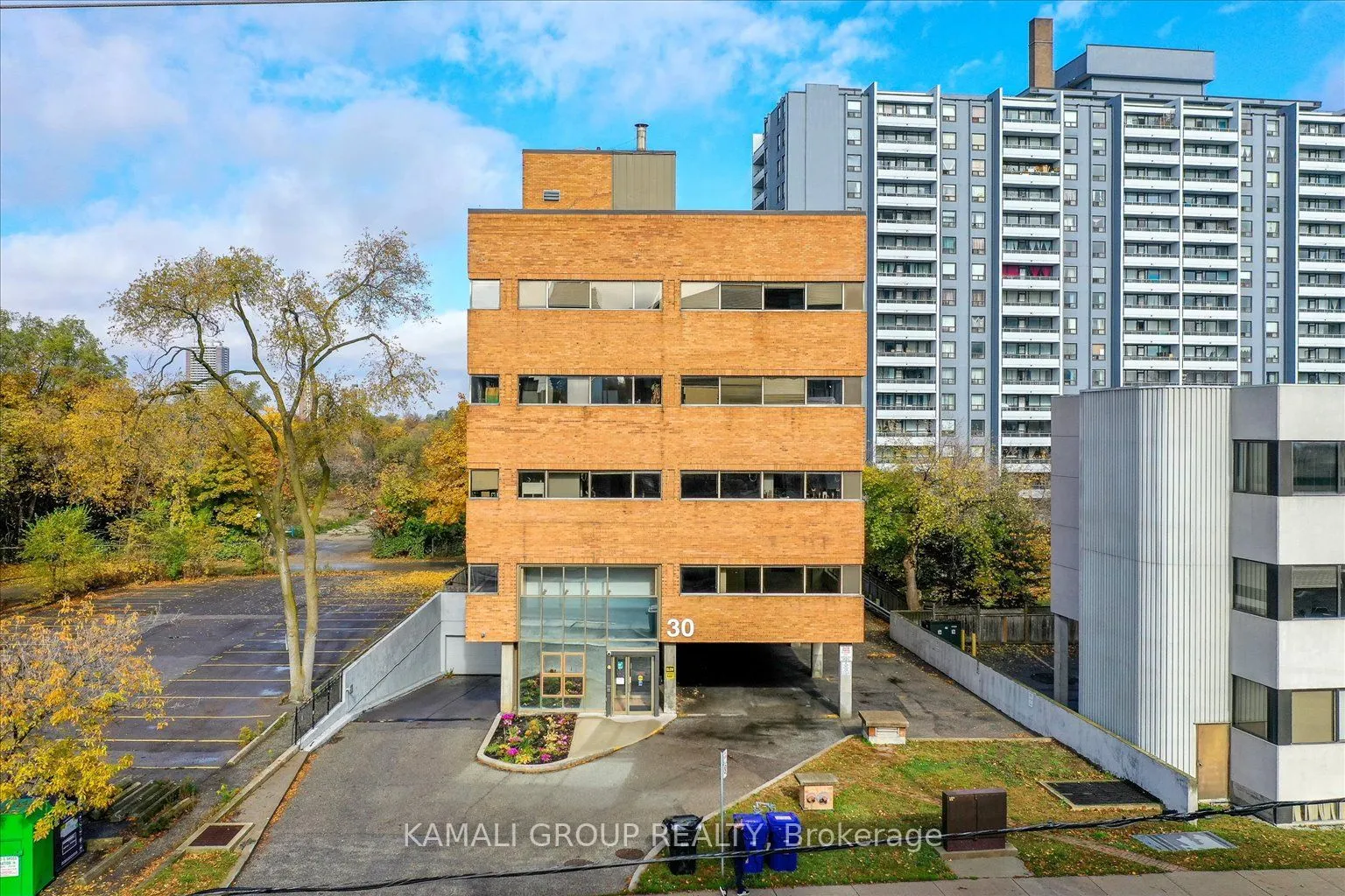 Office For Lease | C13489498