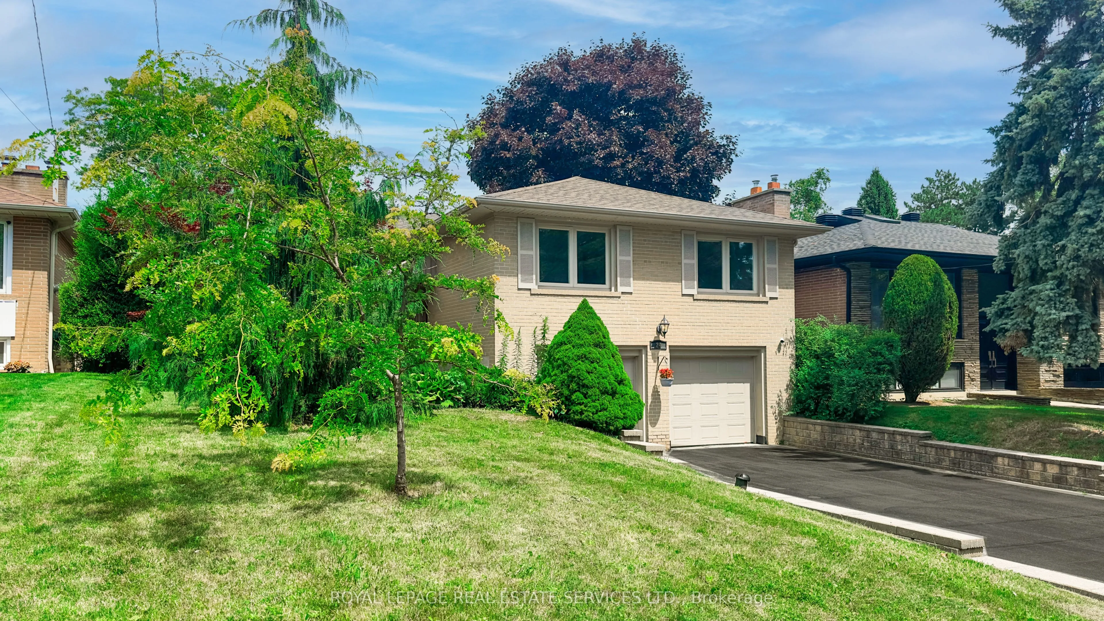 Detached Home For Sale | C13492008