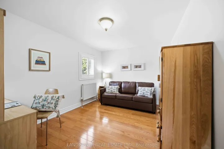 549 Lawrence Avenue W, Toronto C04, ON M6A 1A5