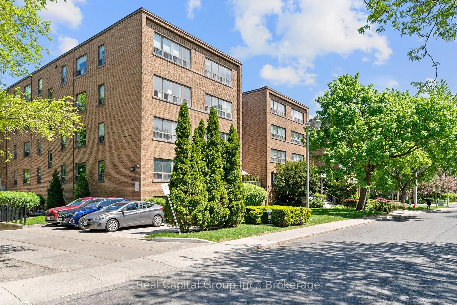 Multiplex For Lease | C13492918