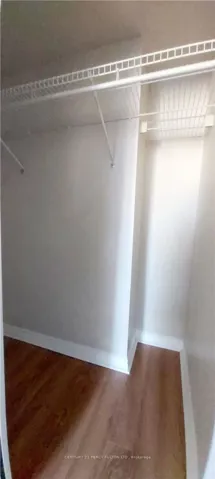 736 Bay Street 1512, Toronto C01, ON M5G 2M4