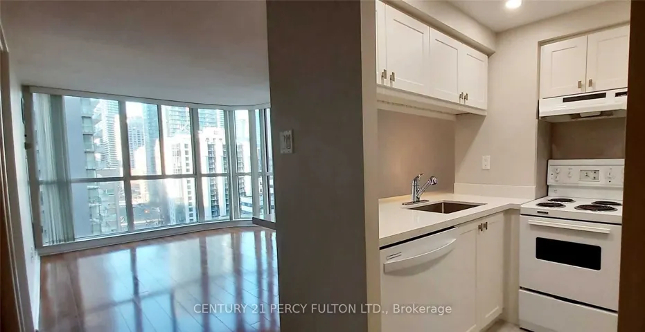 **All photos are without tenant's furniture