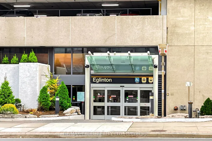 2191 Yonge Street 3111, Toronto C10, ON M4S 3H8