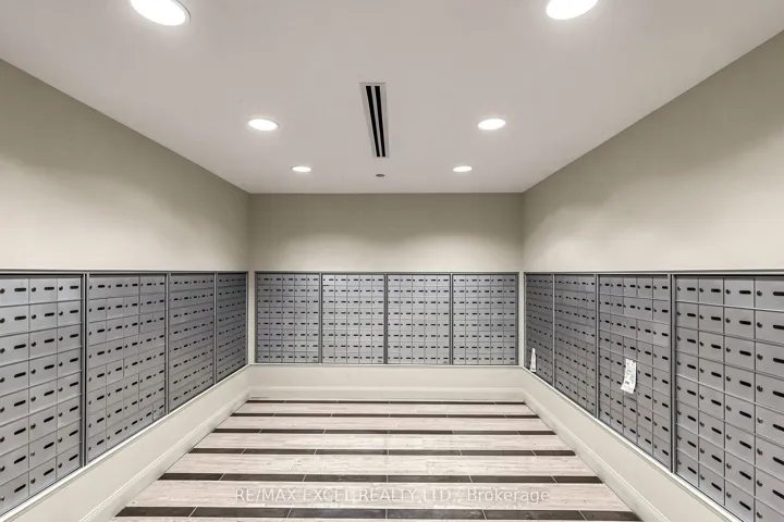 2191 Yonge Street 3111, Toronto C10, ON M4S 3H8