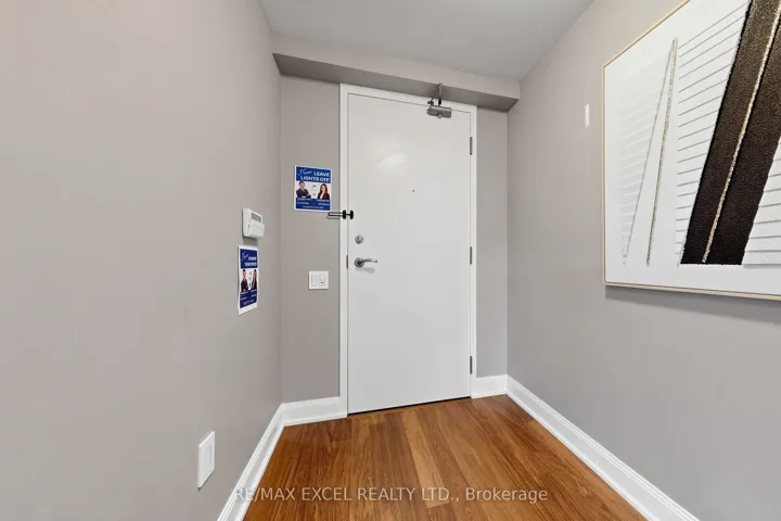 2191 Yonge Street 3111, Toronto C10, ON M4S 3H8