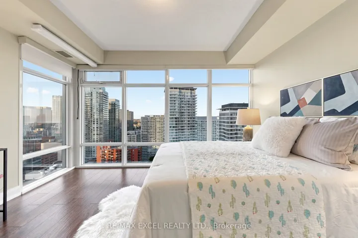 2191 Yonge Street 3111, Toronto C10, ON M4S 3H8