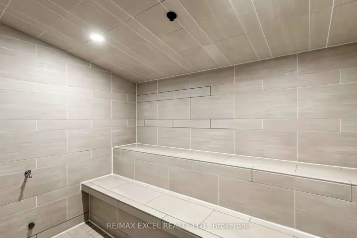 2191 Yonge Street 3111, Toronto C10, ON M4S 3H8