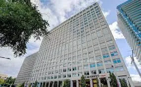 111 St. Clair W Avenue, Toronto C02, ON M4V 1N5