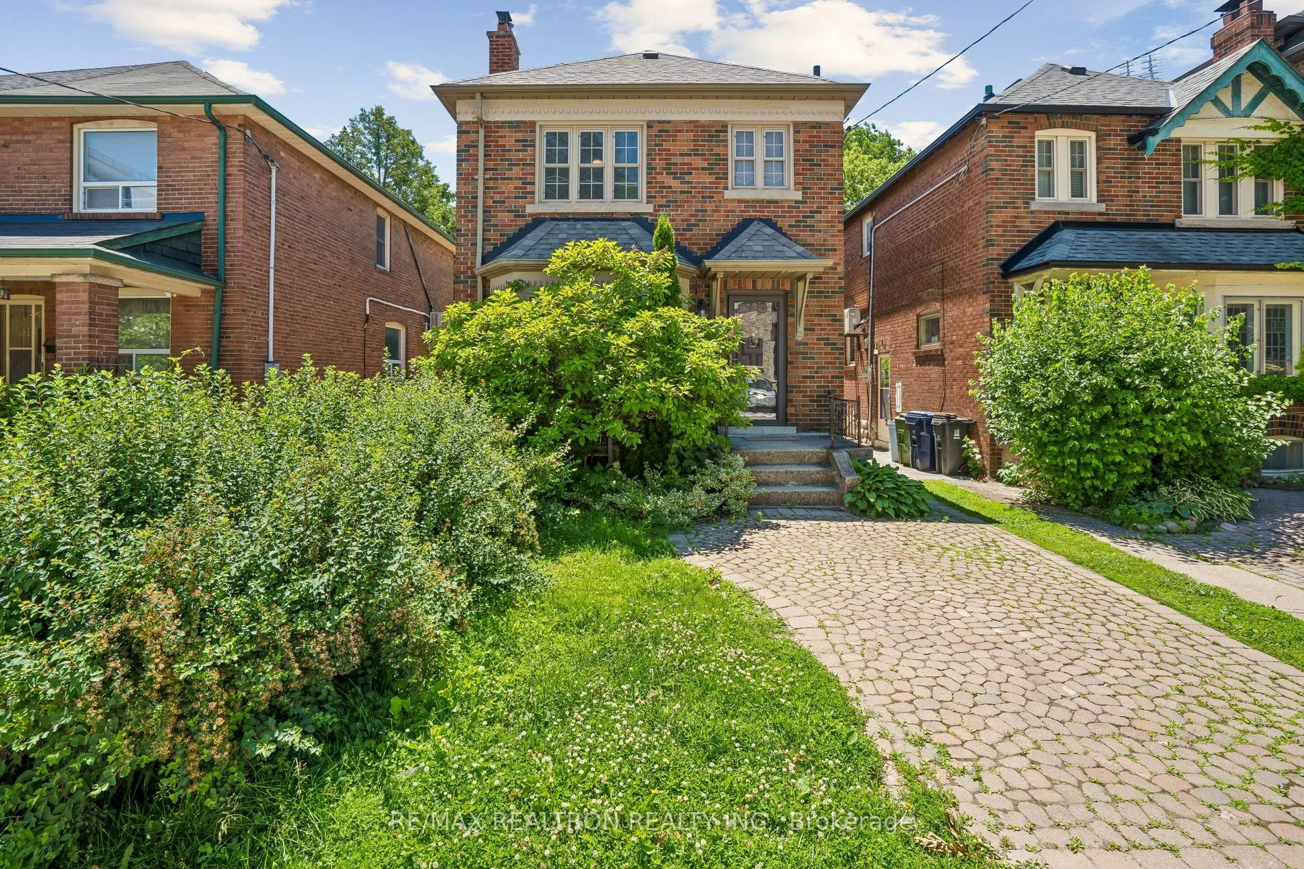 Detached Home For Sale | C13501490
