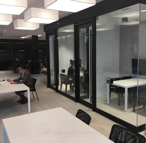 85 Wood Street 809, Toronto C08, ON M4Y 0E8