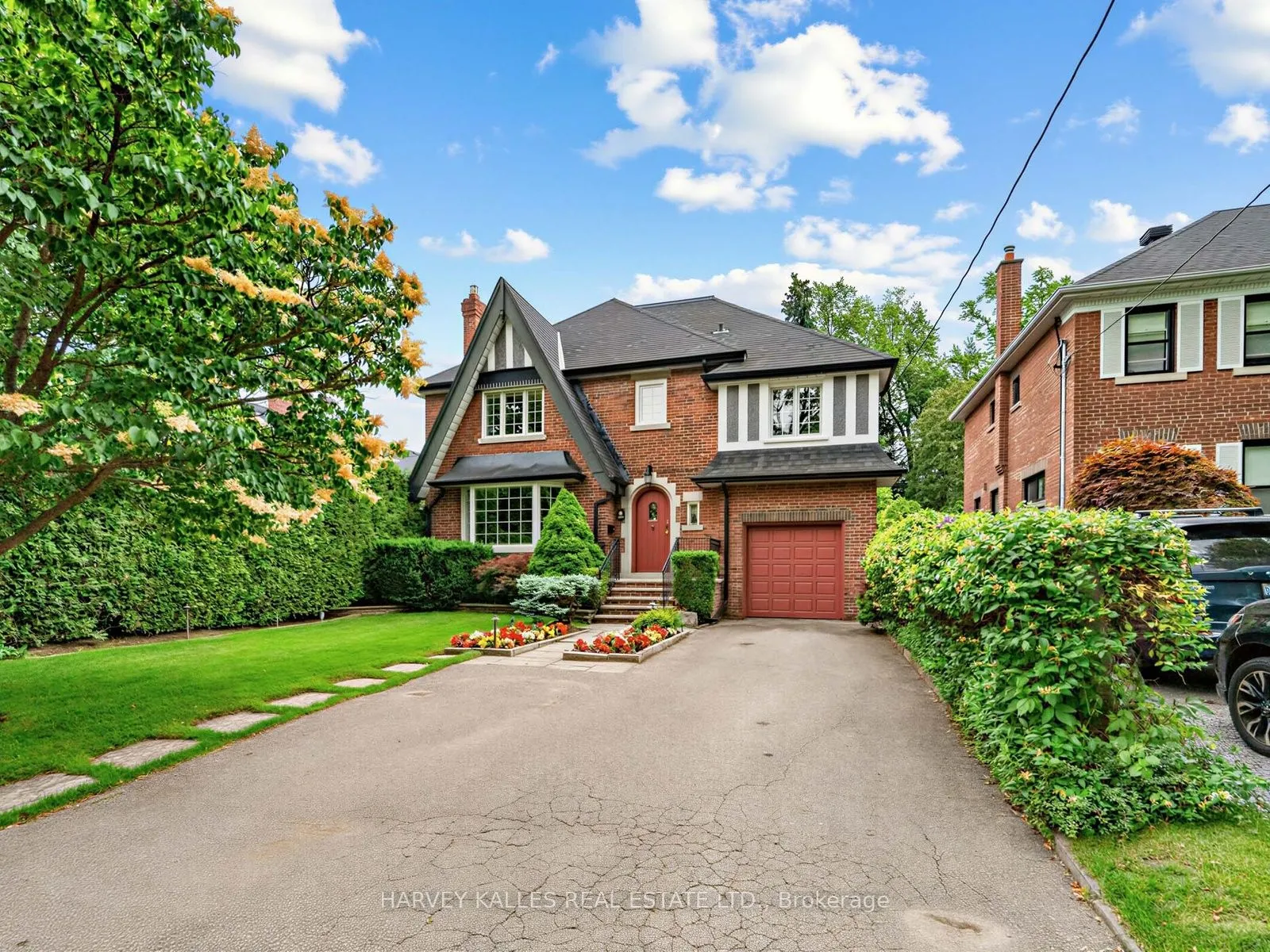 Detached Home For Sale | C13513792