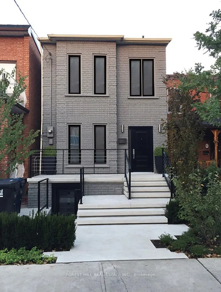 Detached Home For Lease | C13514492
