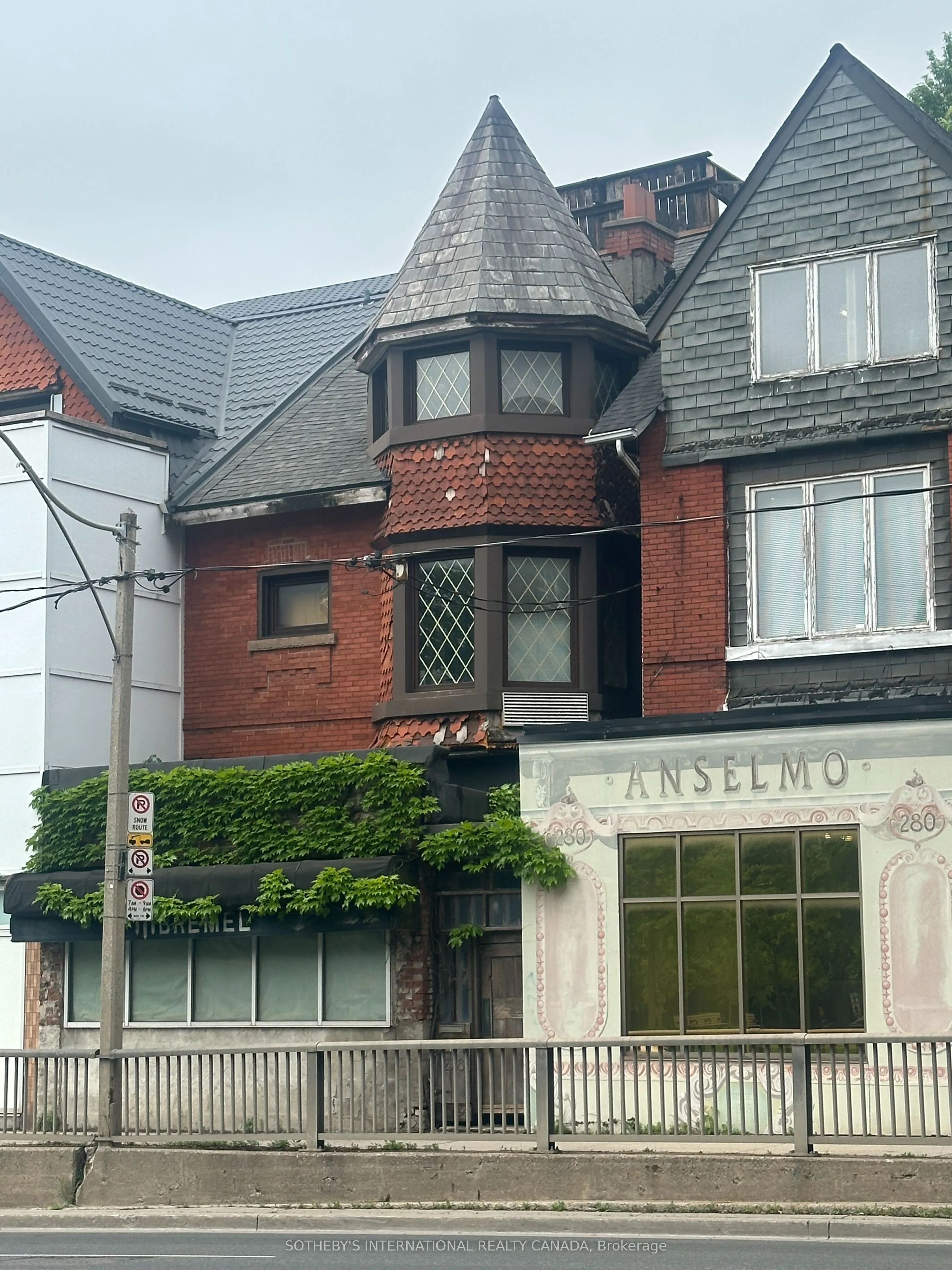 Semi-Detached Home For Sale | C13521564