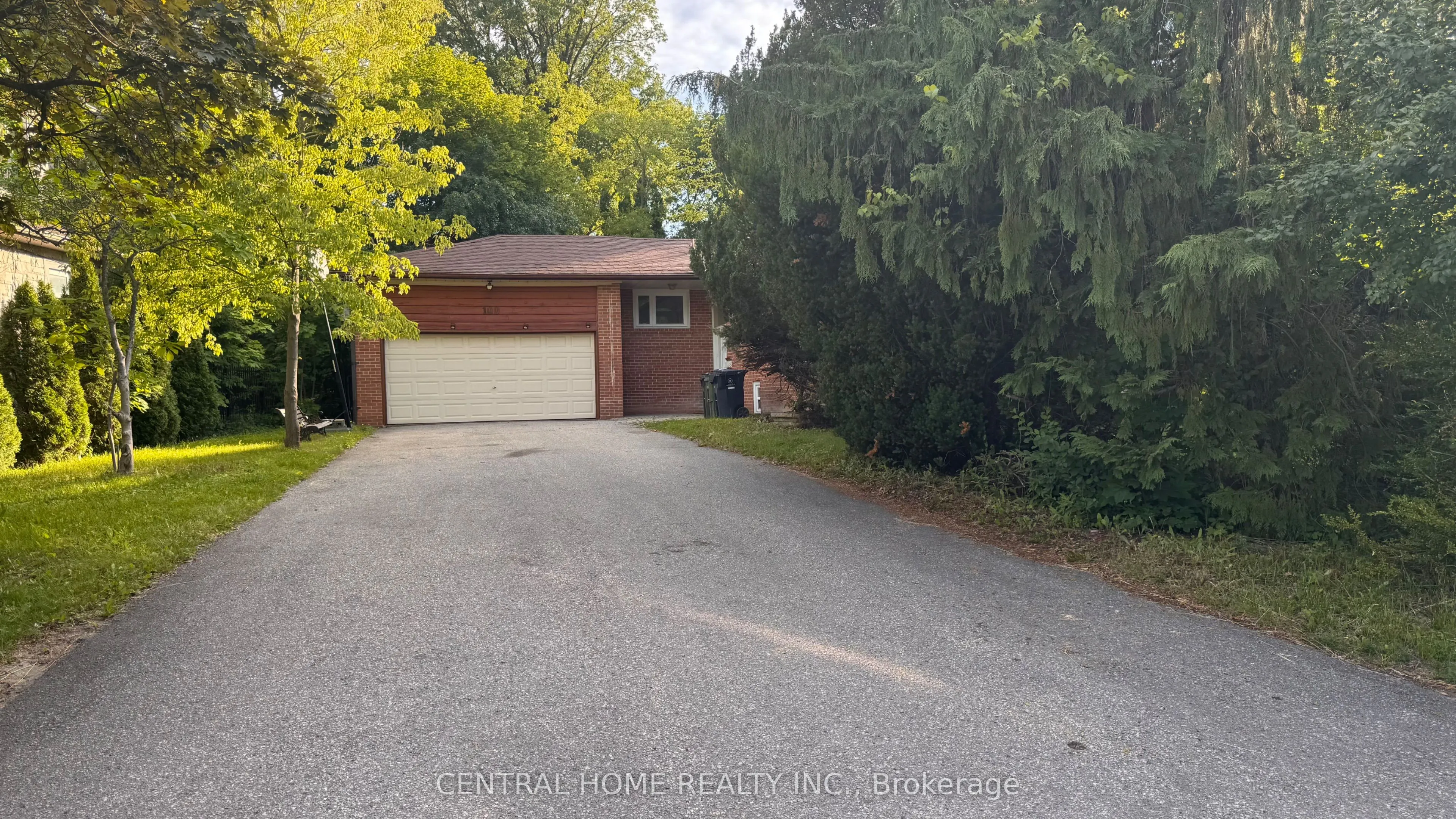 Detached Home For Lease | C13527742