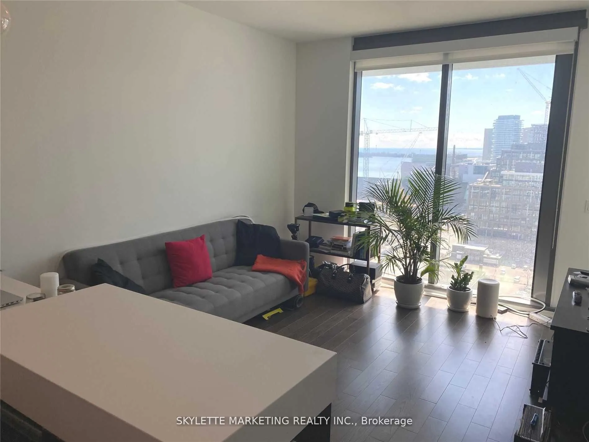 Property For Lease | C13528670