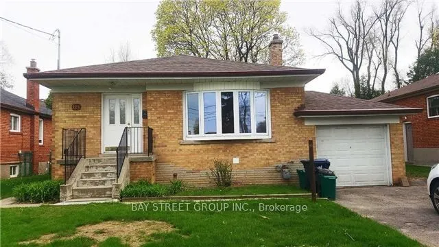 Detached Home For Lease | C13530488