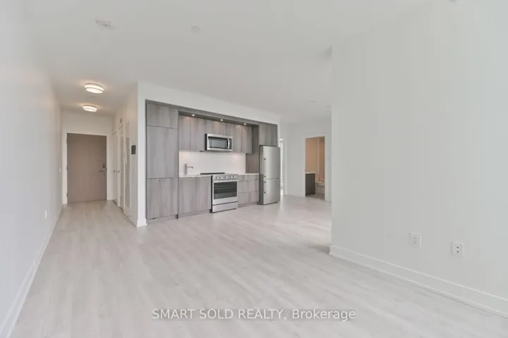 30 Inn On The Park Drive 420, Toronto C13, ON M3C 0P7
