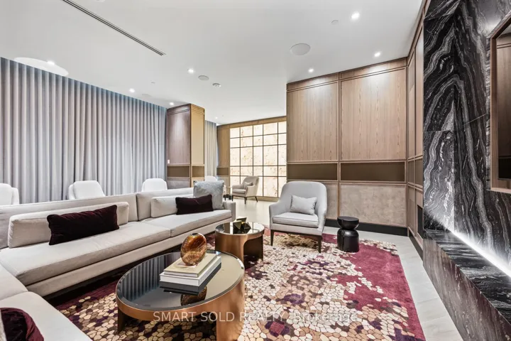 30 Inn On The Park Drive 420, Toronto C13, ON M3C 0P7