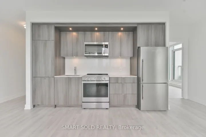 30 Inn On The Park Drive 420, Toronto C13, ON M3C 0P7