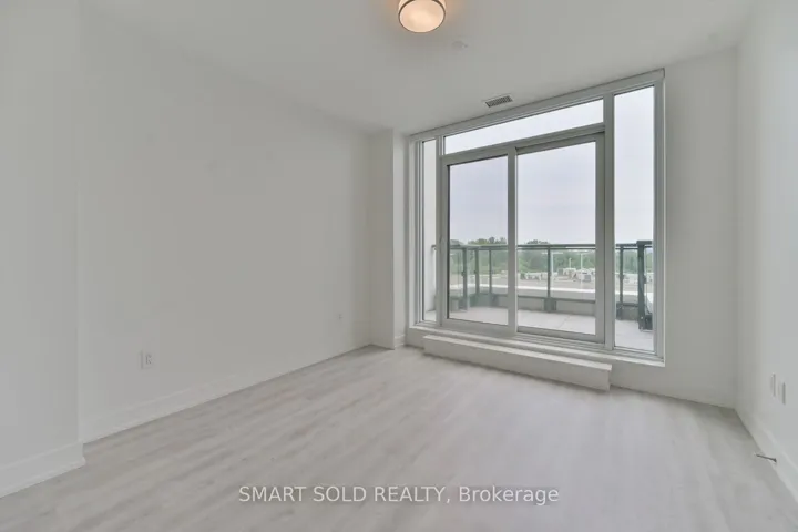 30 Inn On The Park Drive 420, Toronto C13, ON M3C 0P7