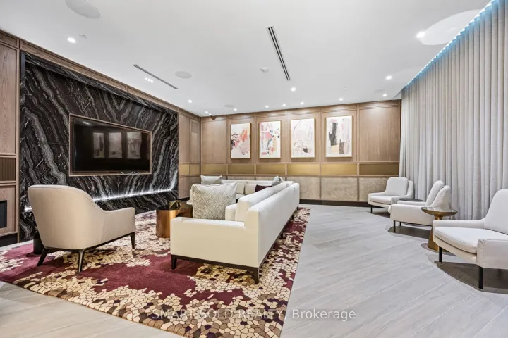 30 Inn On The Park Drive 420, Toronto C13, ON M3C 0P7